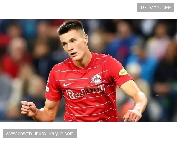 加纳乔边路超车后低平球传中，助攻谢什科头球建功